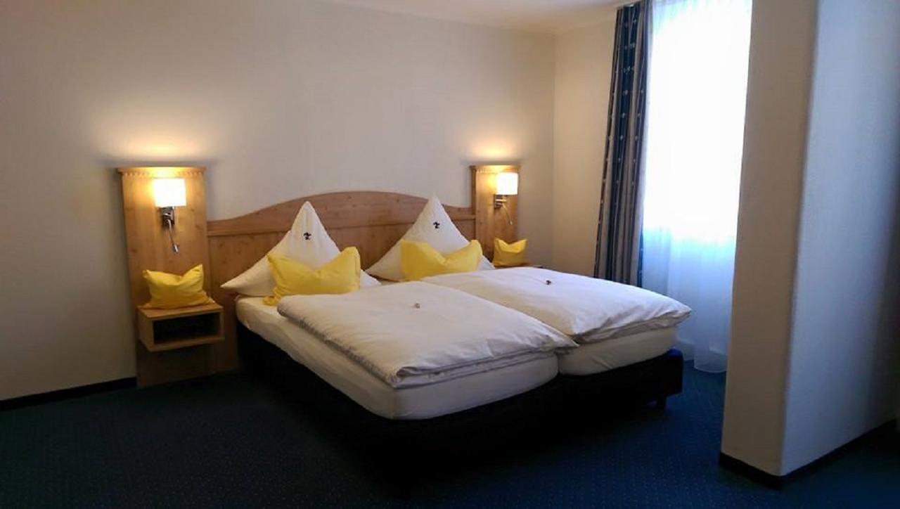 Hotel Zur Post Trostberg Buitenkant foto